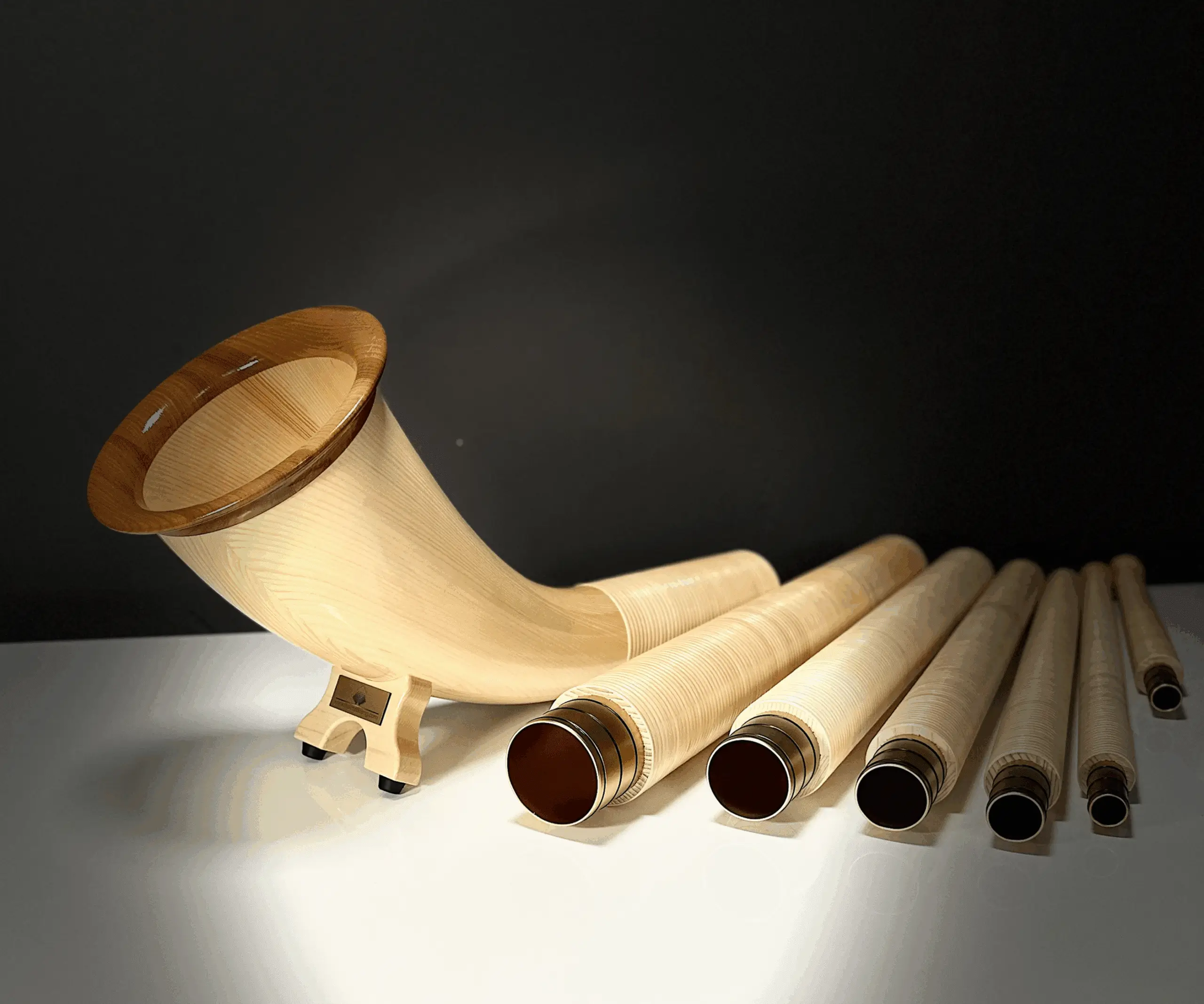 Alphorn „Modell BERGSTEIGER“, gewickelt und lackiert, Stimmung f – 714055