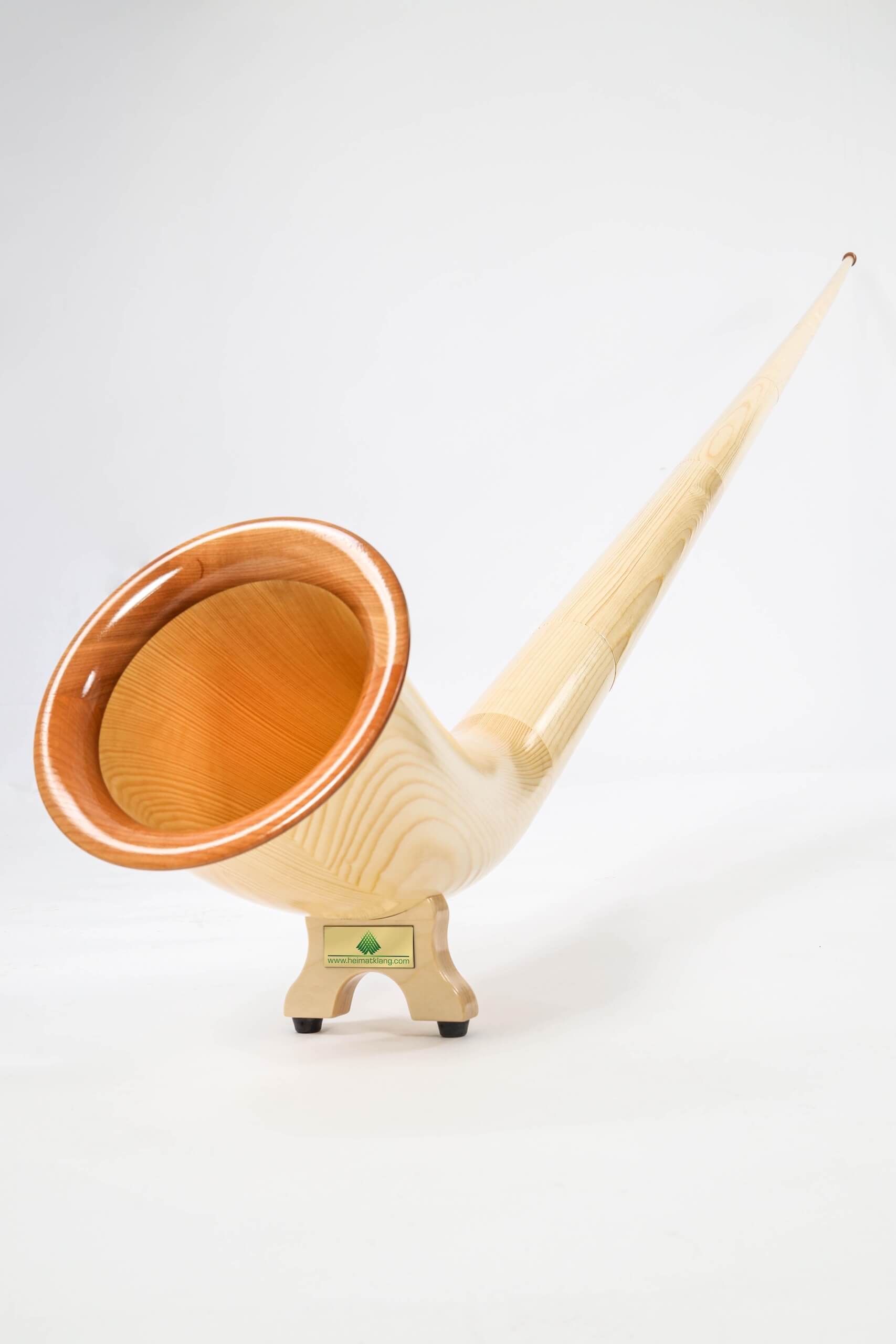 Alphorn aus Fichte, natur lackiert, Stimmung f – 714002